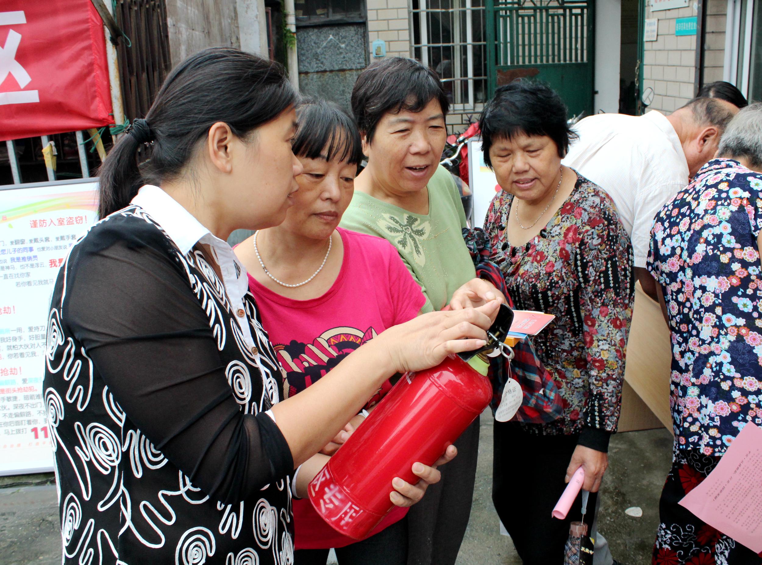 平安创建百日宣传直通车--江北新闻网